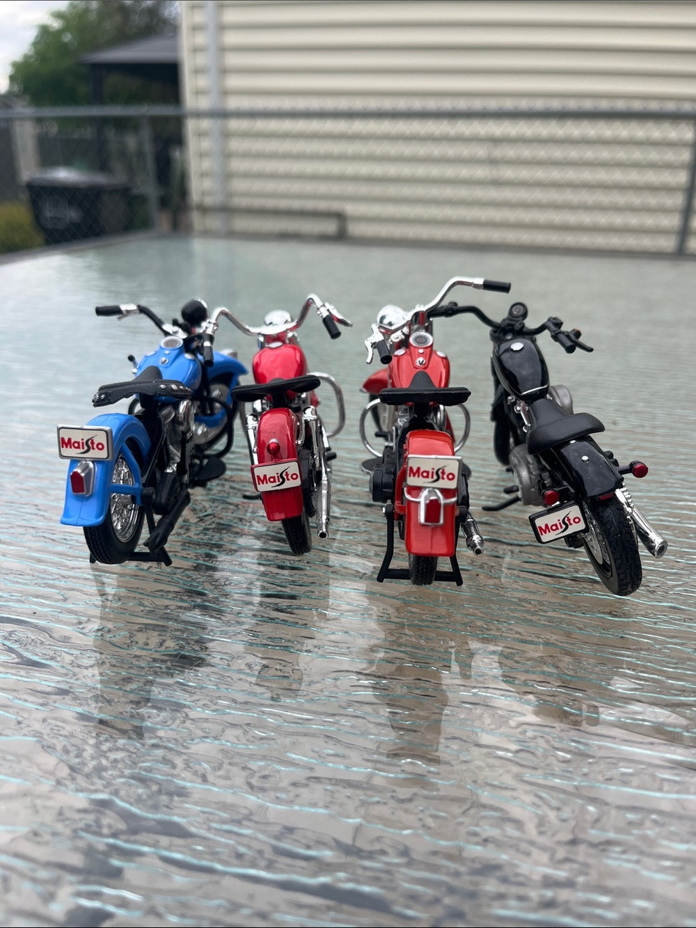 Maisto Harley Davidson Plastic Models 1:18 Scale Motorcycles Set of 13 - Picture 15 of 15